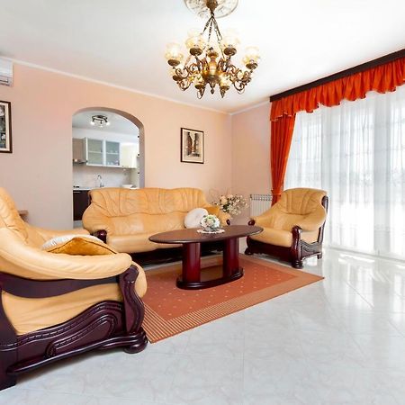 Apartments Divna Rovinj Extérieur photo