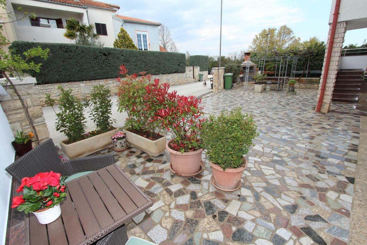 Apartments Divna Rovinj Extérieur photo