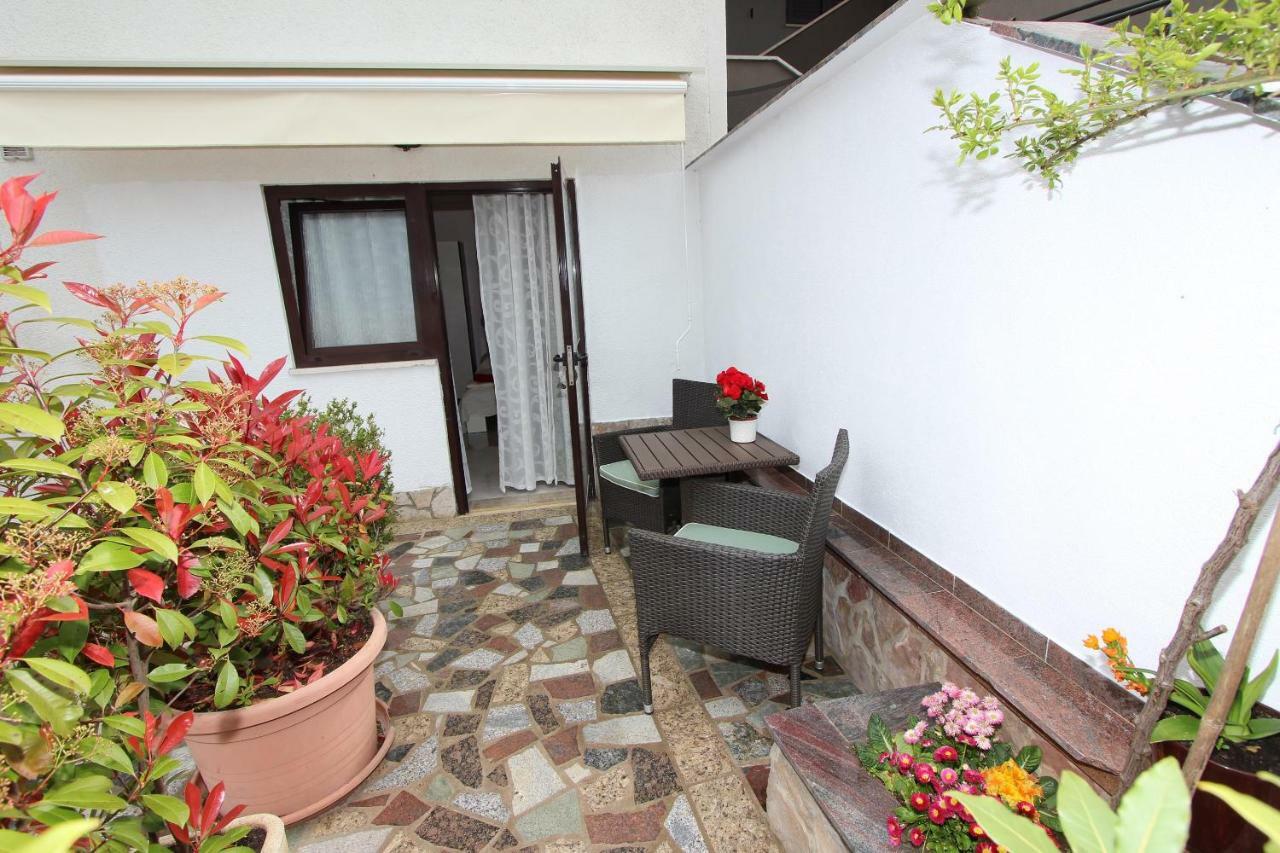 Apartments Divna Rovinj Extérieur photo