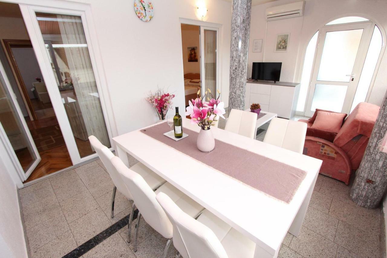 Apartments Divna Rovinj Extérieur photo
